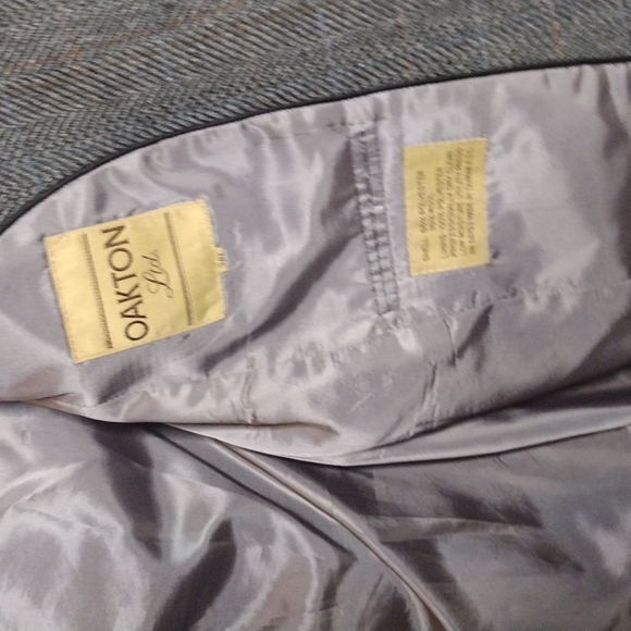 Oakton Ltd. Blazer - Picture 3 of 4